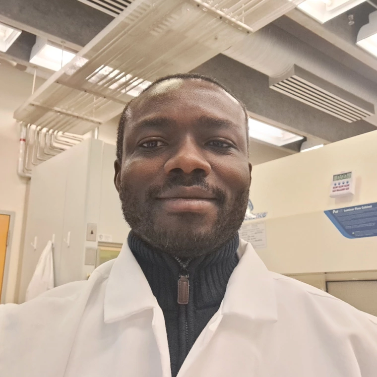 Raphael Adegbola Headshot
